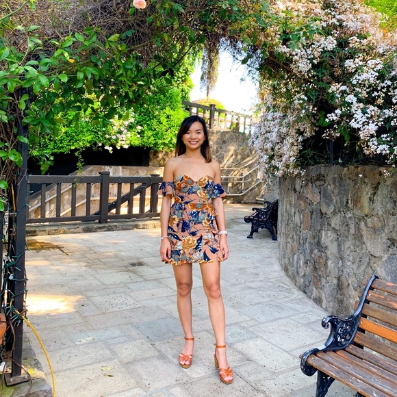 Meet Your Posher 💖 - Picture 3 of 8